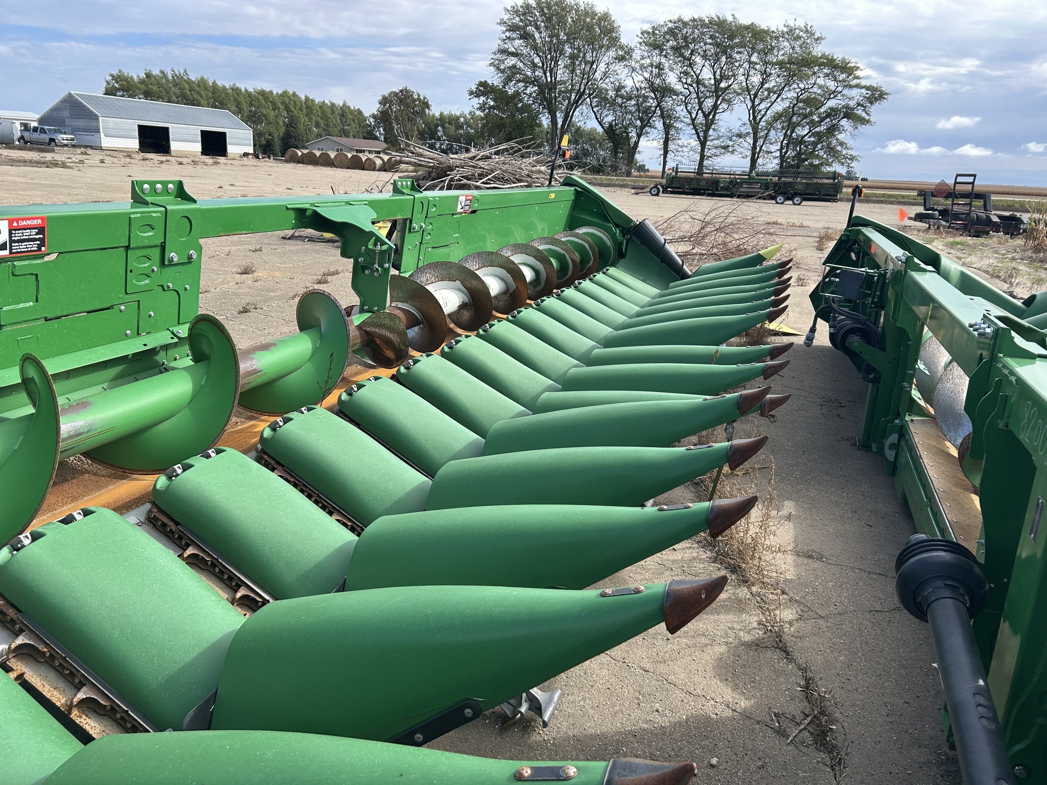 2022 John Deere C18R Corn Head