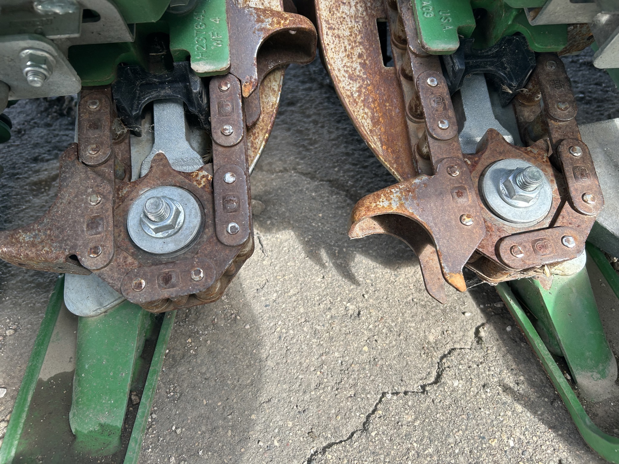 2022 John Deere C18R Corn Head