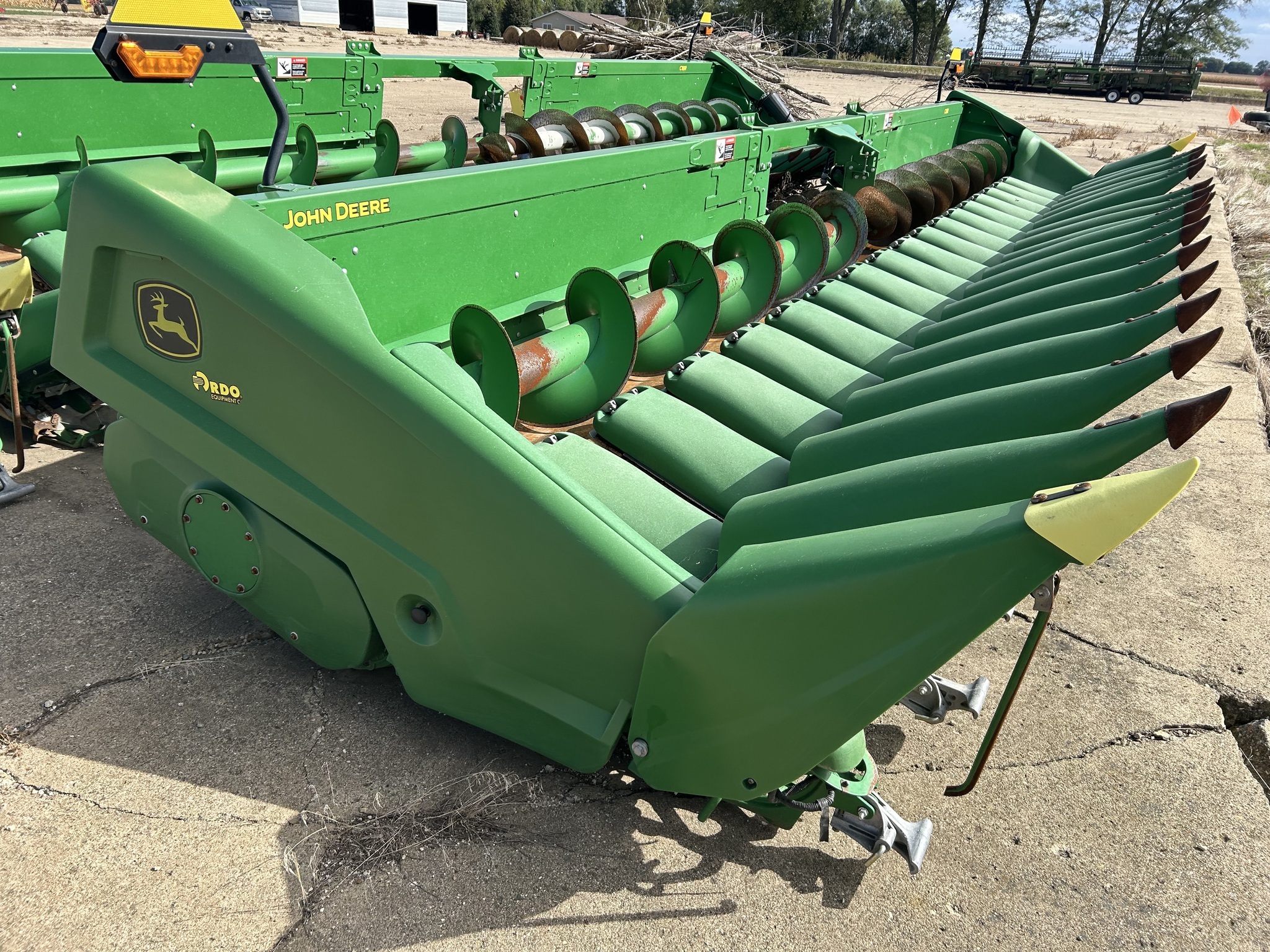 2022 John Deere C18R Corn Head