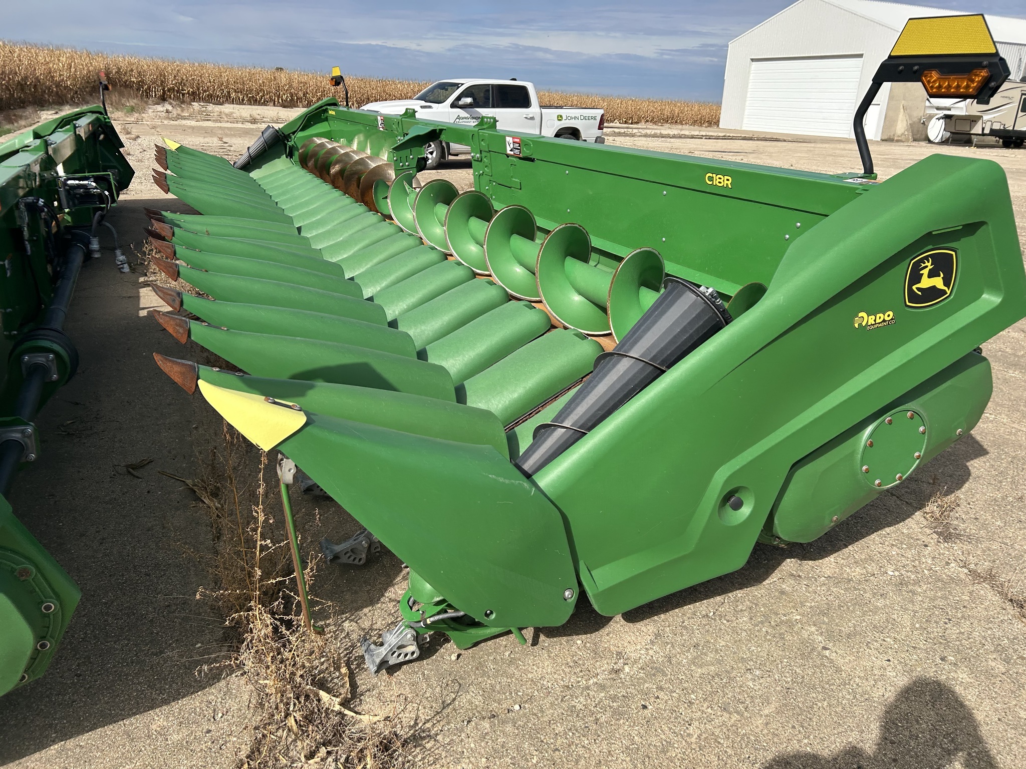 2022 John Deere C18R Corn Head