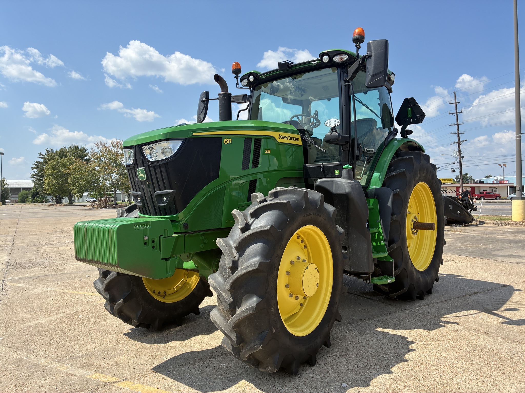 2023 John Deere 6R 215 Tractor