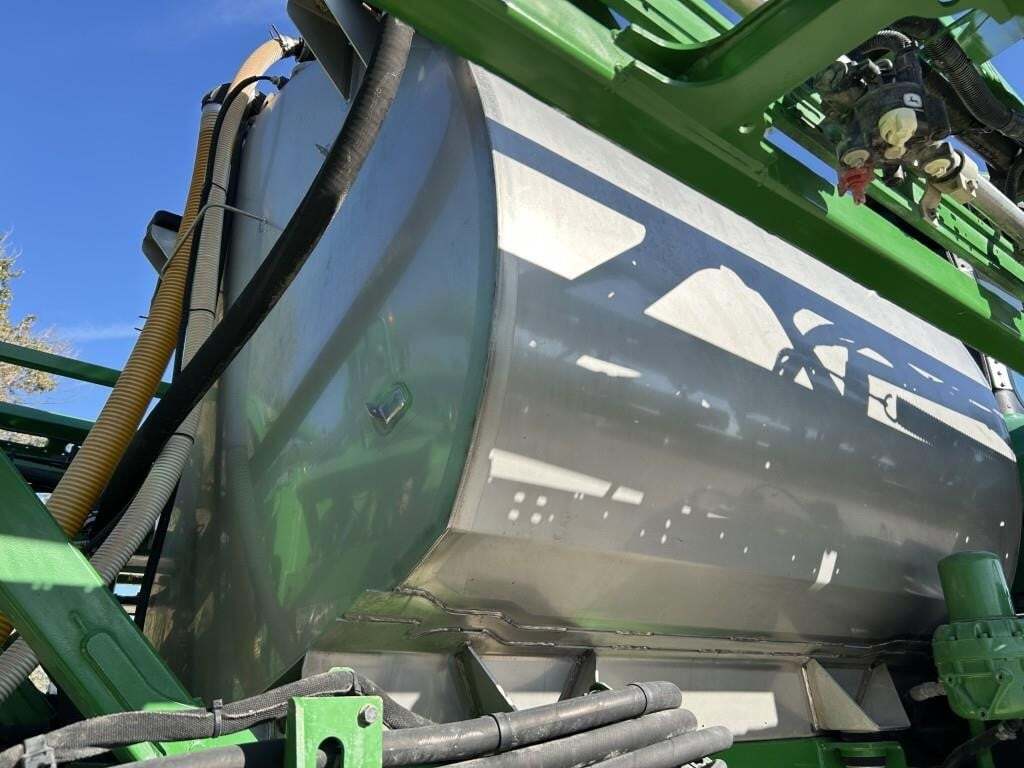 2020 John Deere R4044 Self-Propelled Sprayer