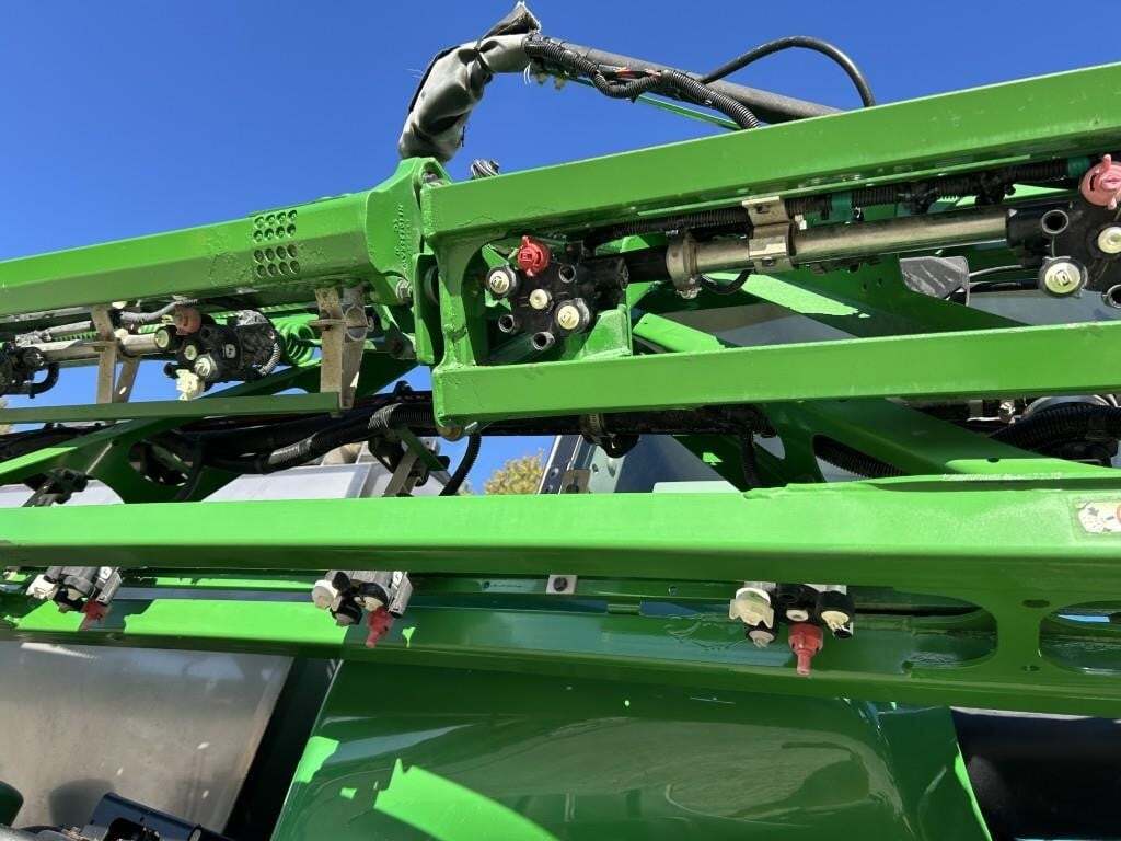 2020 John Deere R4044 Self-Propelled Sprayer