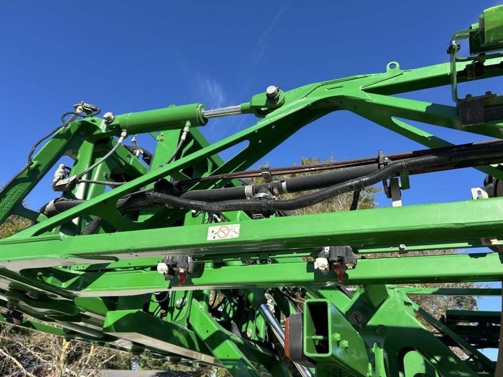 2020 John Deere R4044 Self-Propelled Sprayer