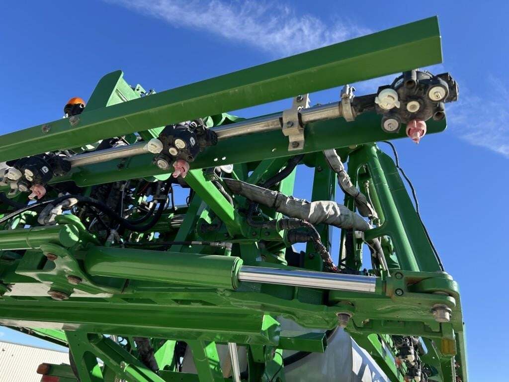 2020 John Deere R4044 Self-Propelled Sprayer