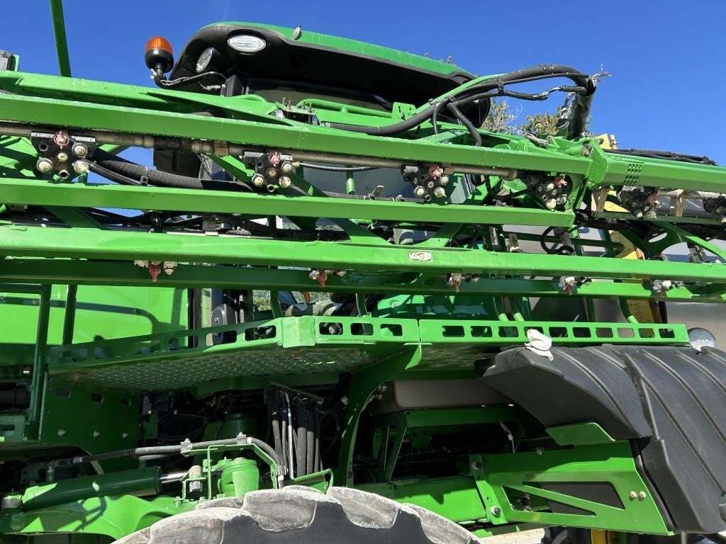 2020 John Deere R4044 Self-Propelled Sprayer