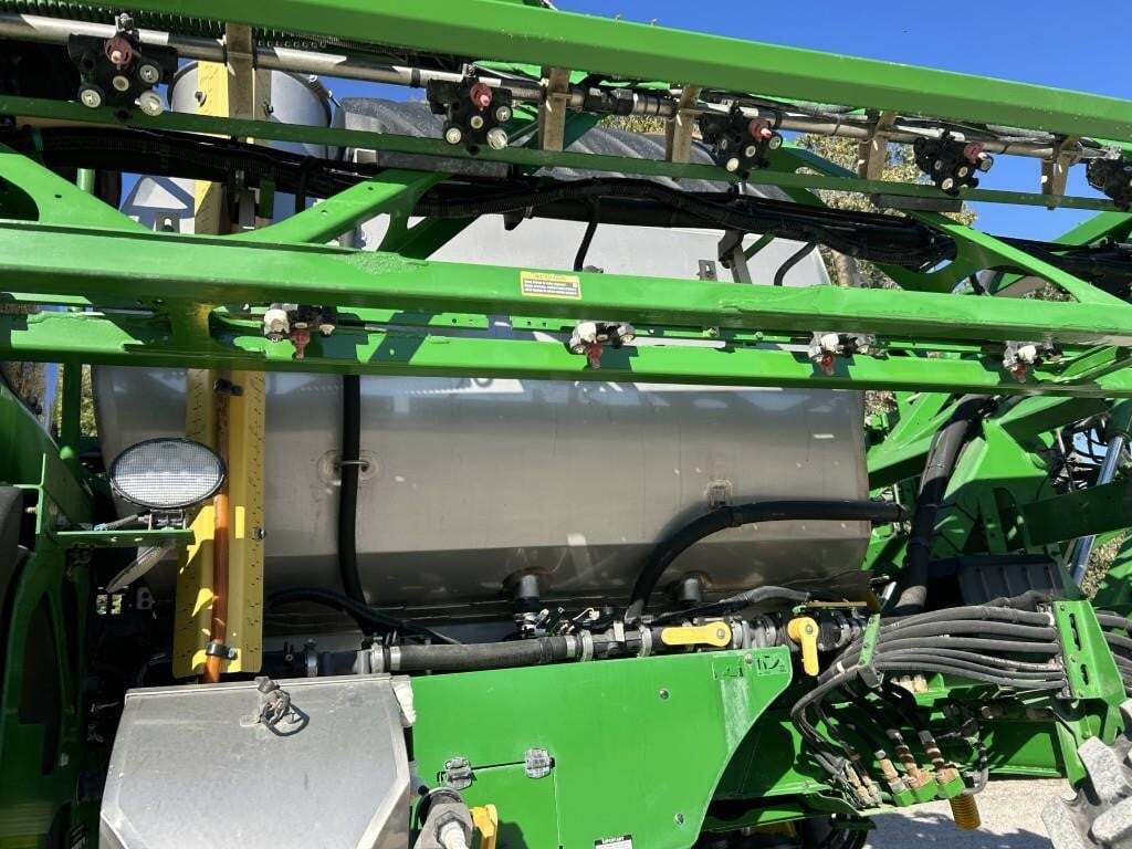 2020 John Deere R4044 Self-Propelled Sprayer