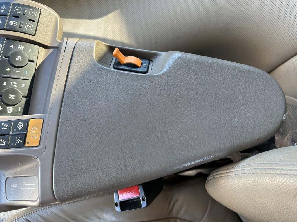 2020 John Deere R4044 Self-Propelled Sprayer