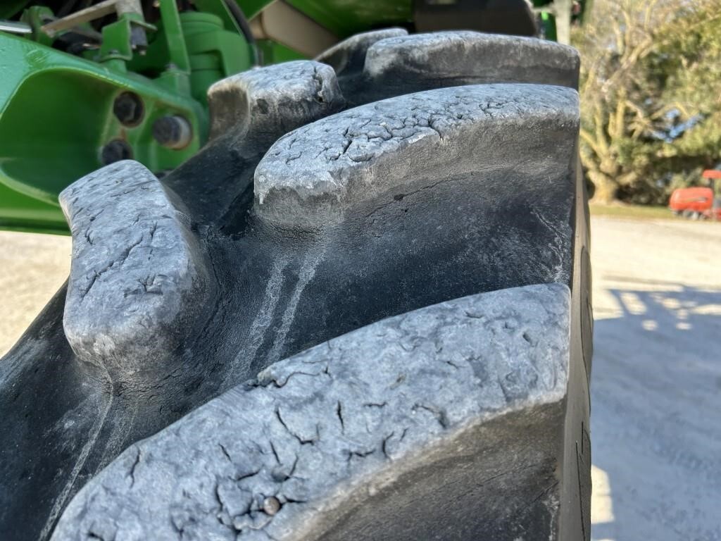 2020 John Deere R4044 Self-Propelled Sprayer