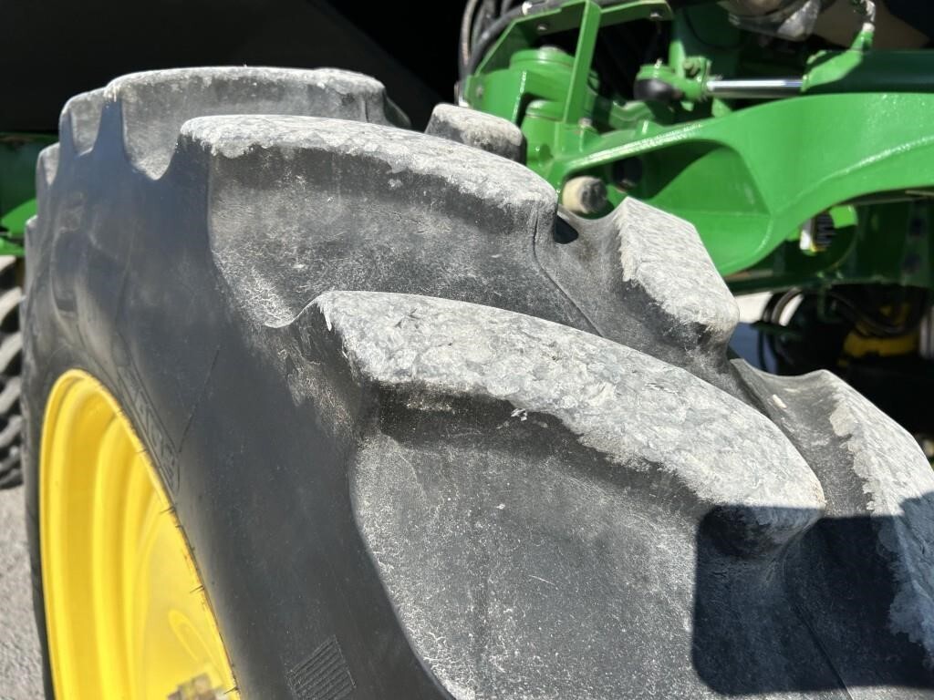 2020 John Deere R4044 Self-Propelled Sprayer