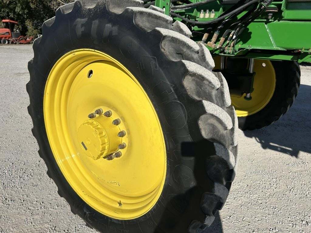 2020 John Deere R4044 Self-Propelled Sprayer