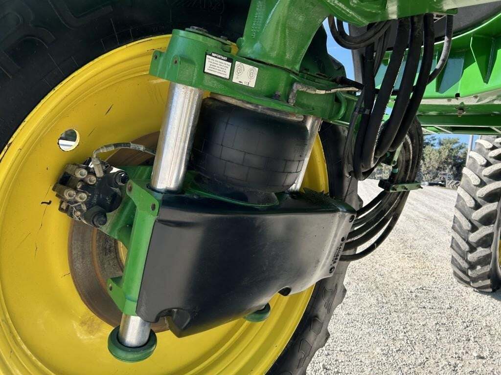 2020 John Deere R4044 Self-Propelled Sprayer