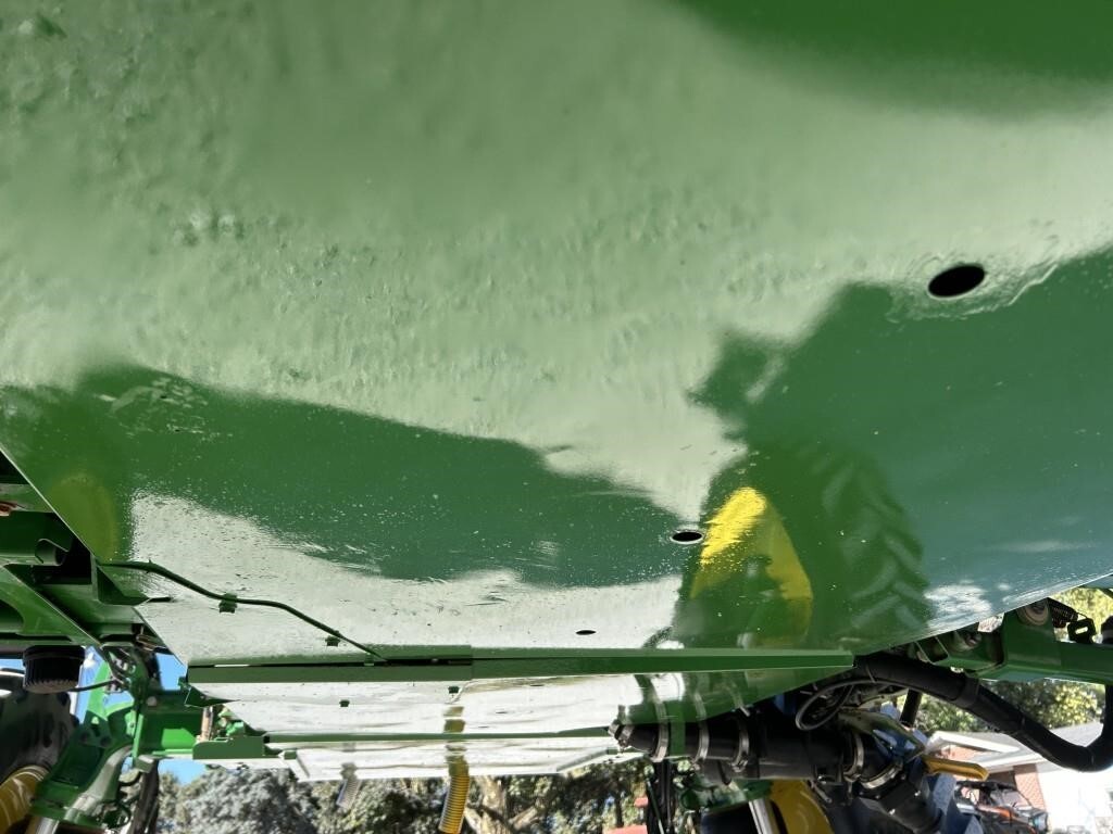 2020 John Deere R4044 Self-Propelled Sprayer