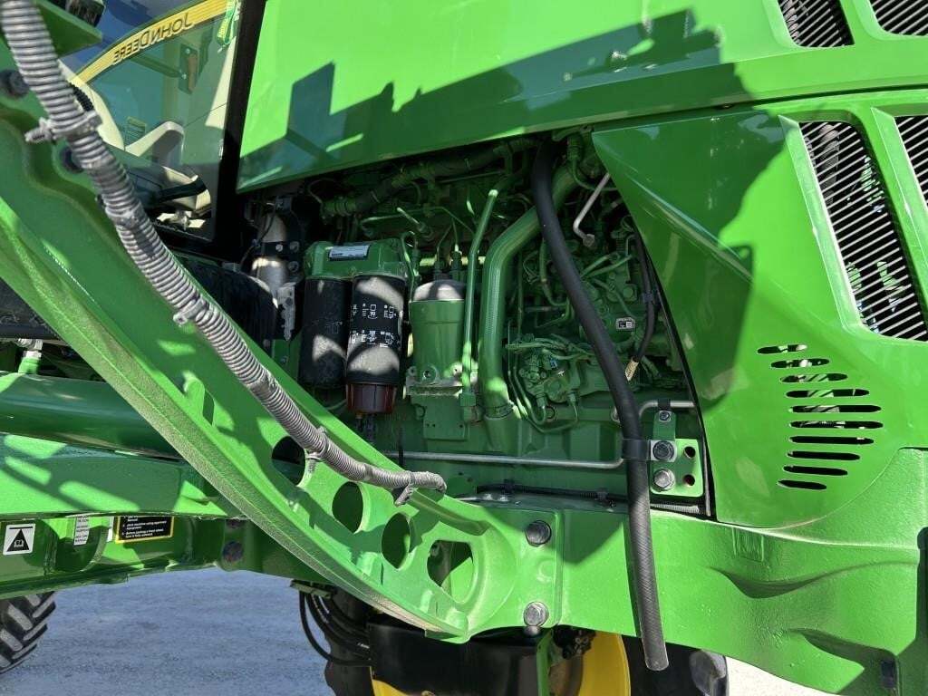 2020 John Deere R4044 Self-Propelled Sprayer