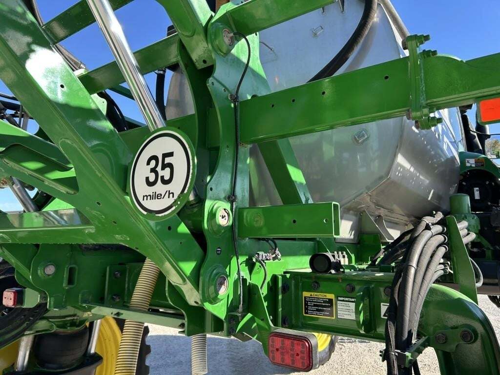 2020 John Deere R4044 Self-Propelled Sprayer