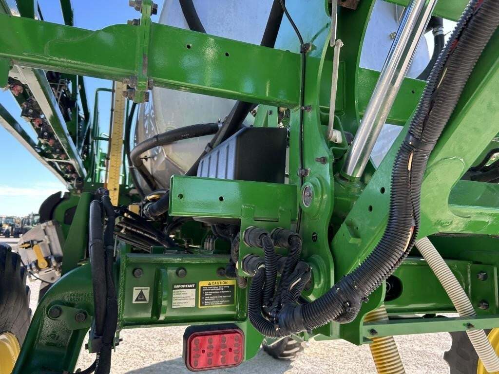 2020 John Deere R4044 Self-Propelled Sprayer