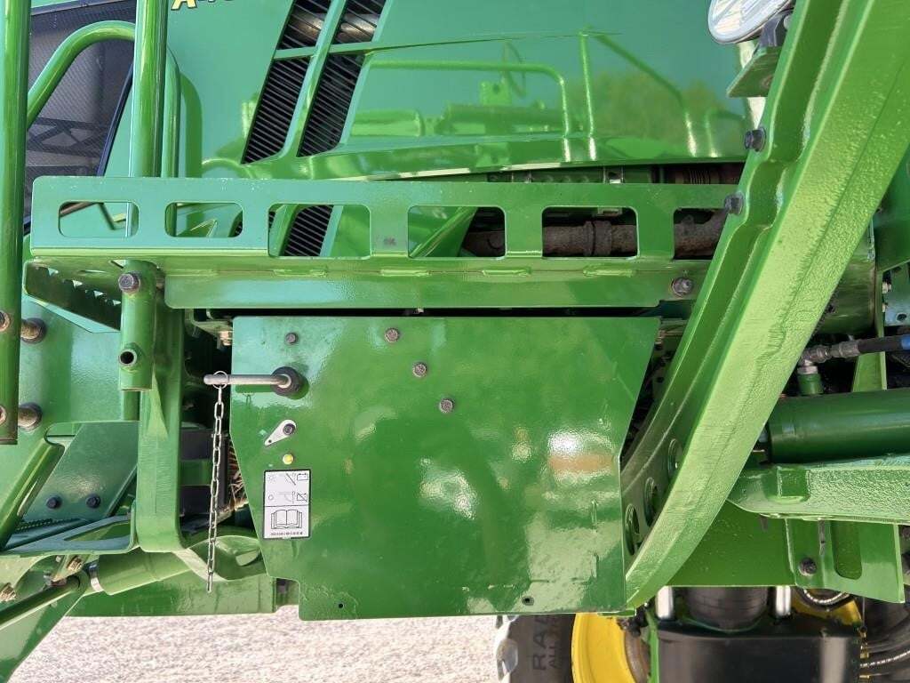 2020 John Deere R4044 Self-Propelled Sprayer