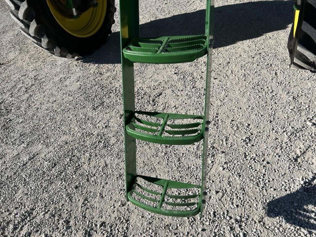 2020 John Deere R4044 Self-Propelled Sprayer