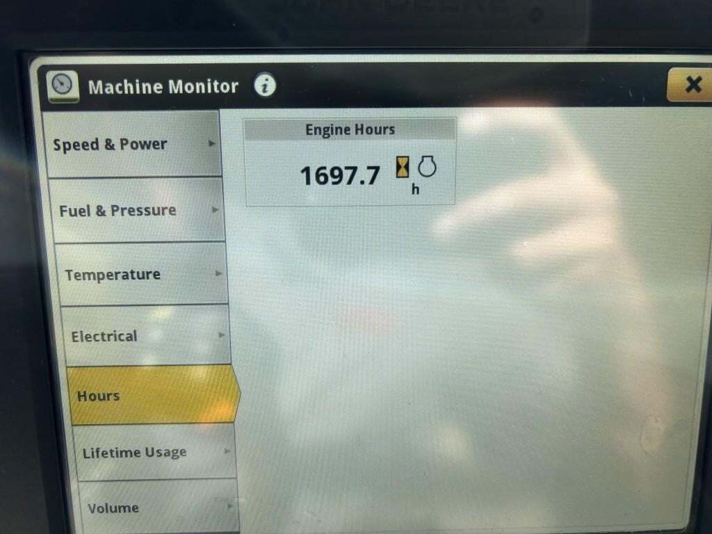 2020 John Deere R4044 Self-Propelled Sprayer