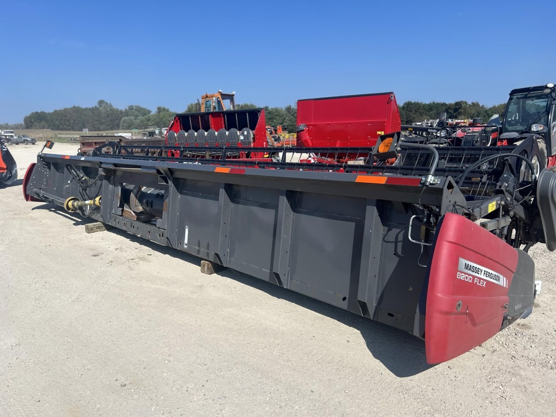 2012 Massey Ferguson 8200 Platform