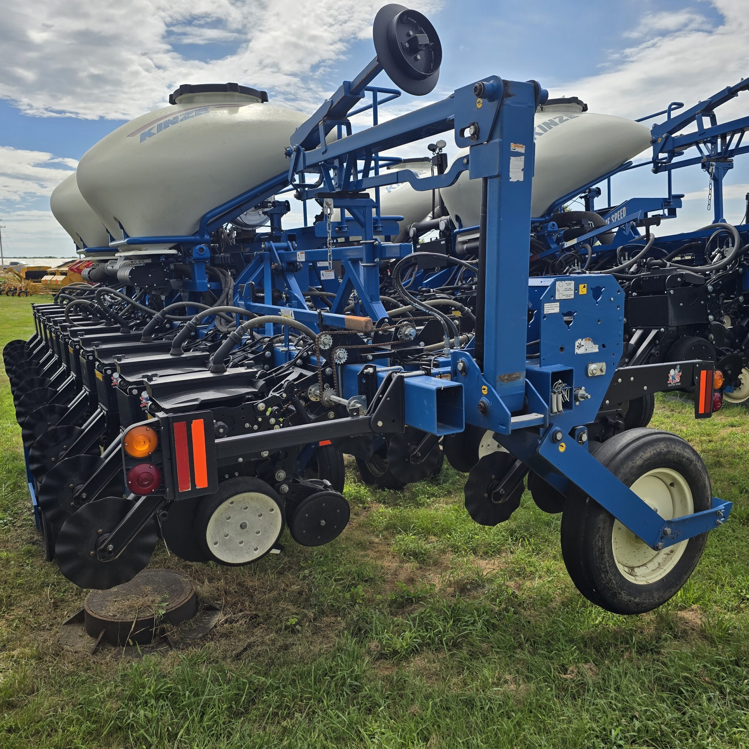 2015 Kinze 3600 Planter