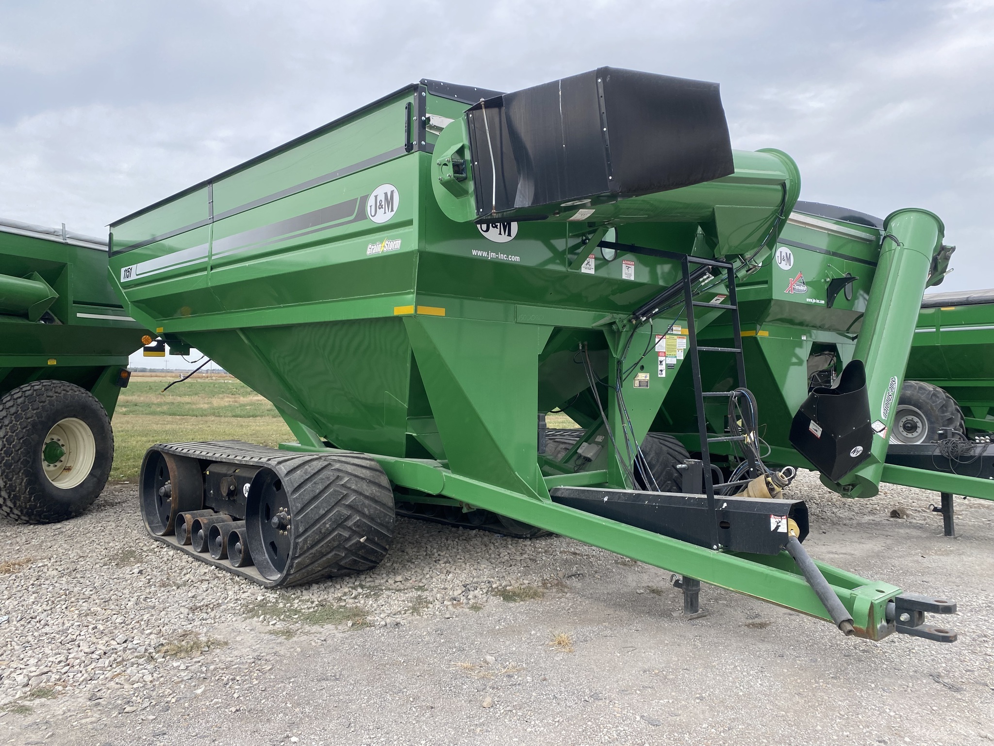 2015 J&M 1151-22 Grain Cart
