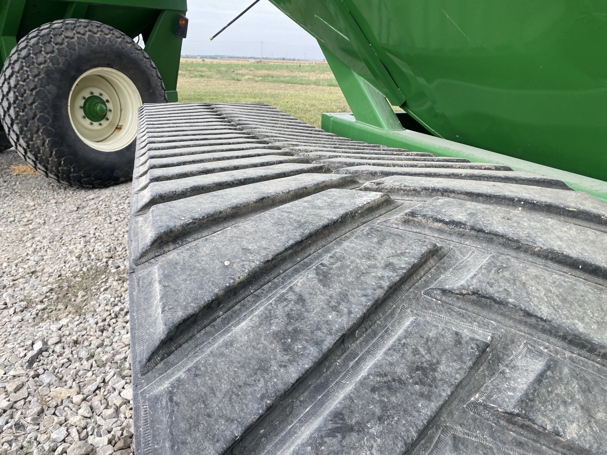 2015 J&M 1151-22 Grain Cart