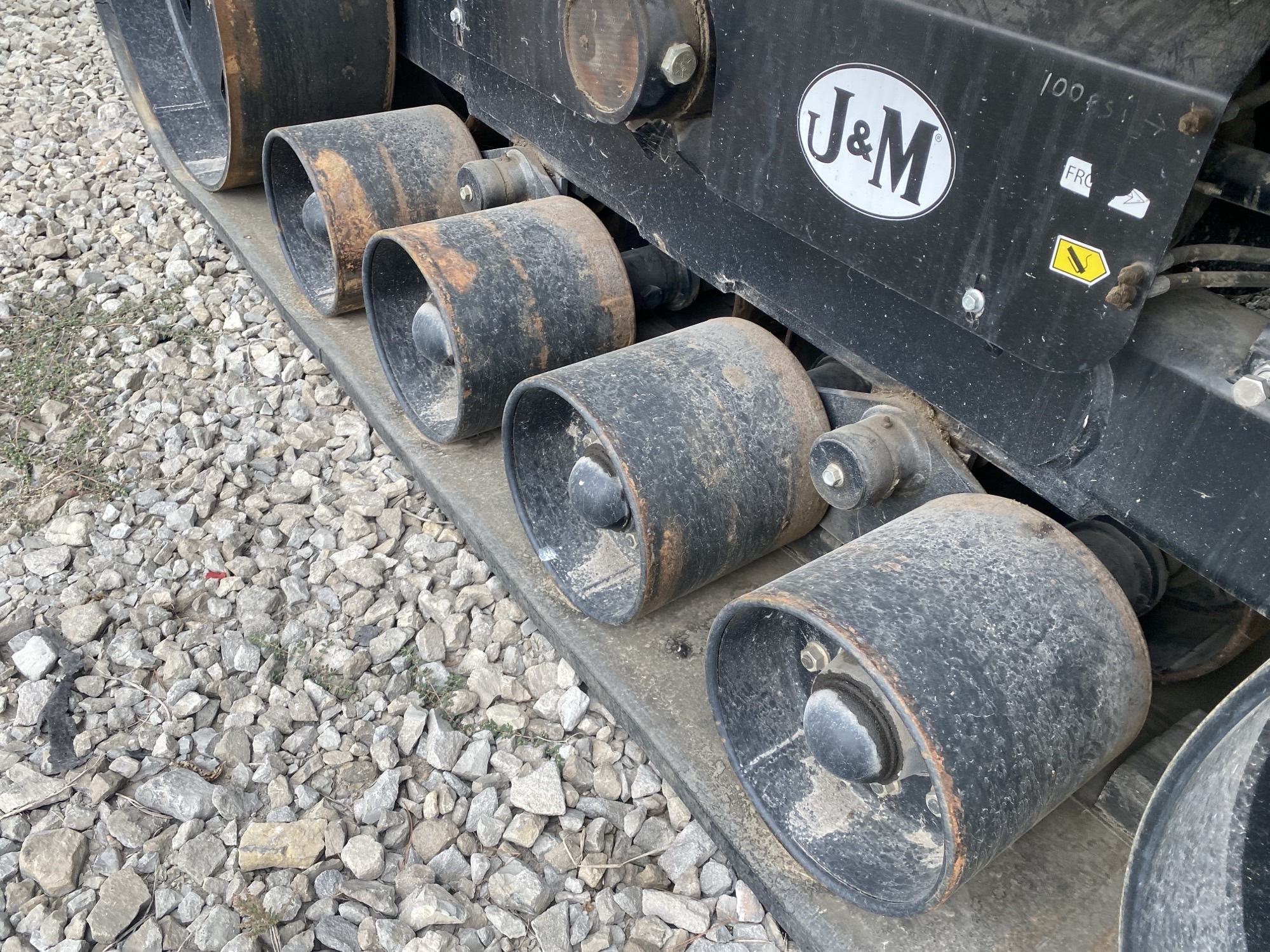 2015 J&M 1151-22 Grain Cart