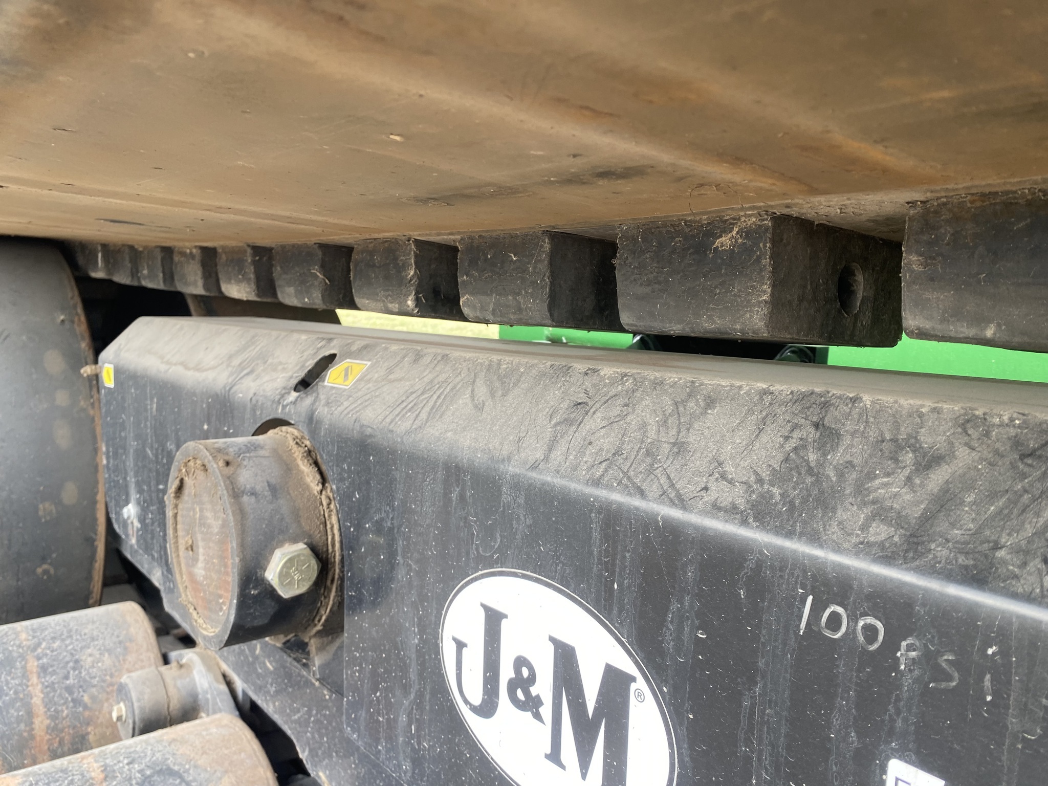 2015 J&M 1151-22 Grain Cart