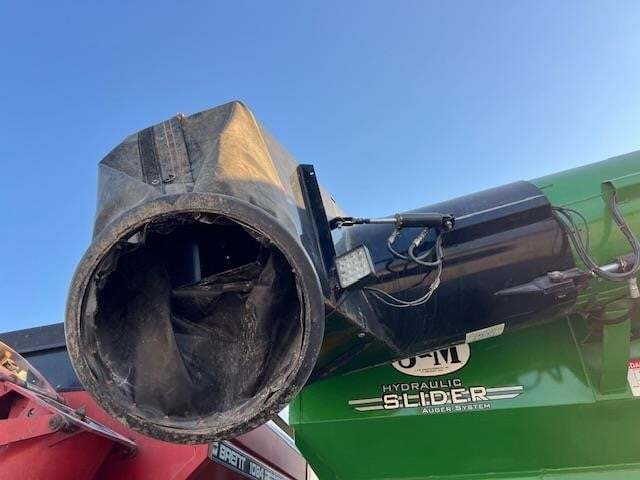  J&M 1151-22S Grain Cart