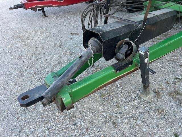  J&M 1151-22S Grain Cart