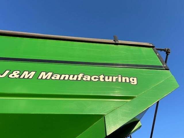  J&M 1151-22S Grain Cart