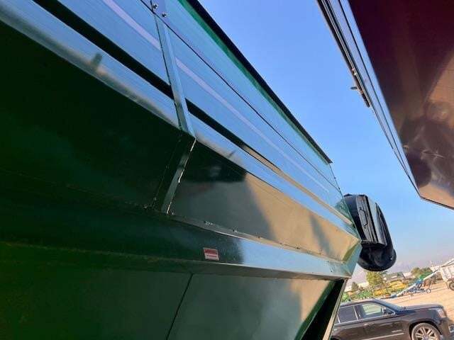  J&M 1151-22S Grain Cart