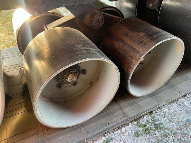  J&M 1151-22S Grain Cart