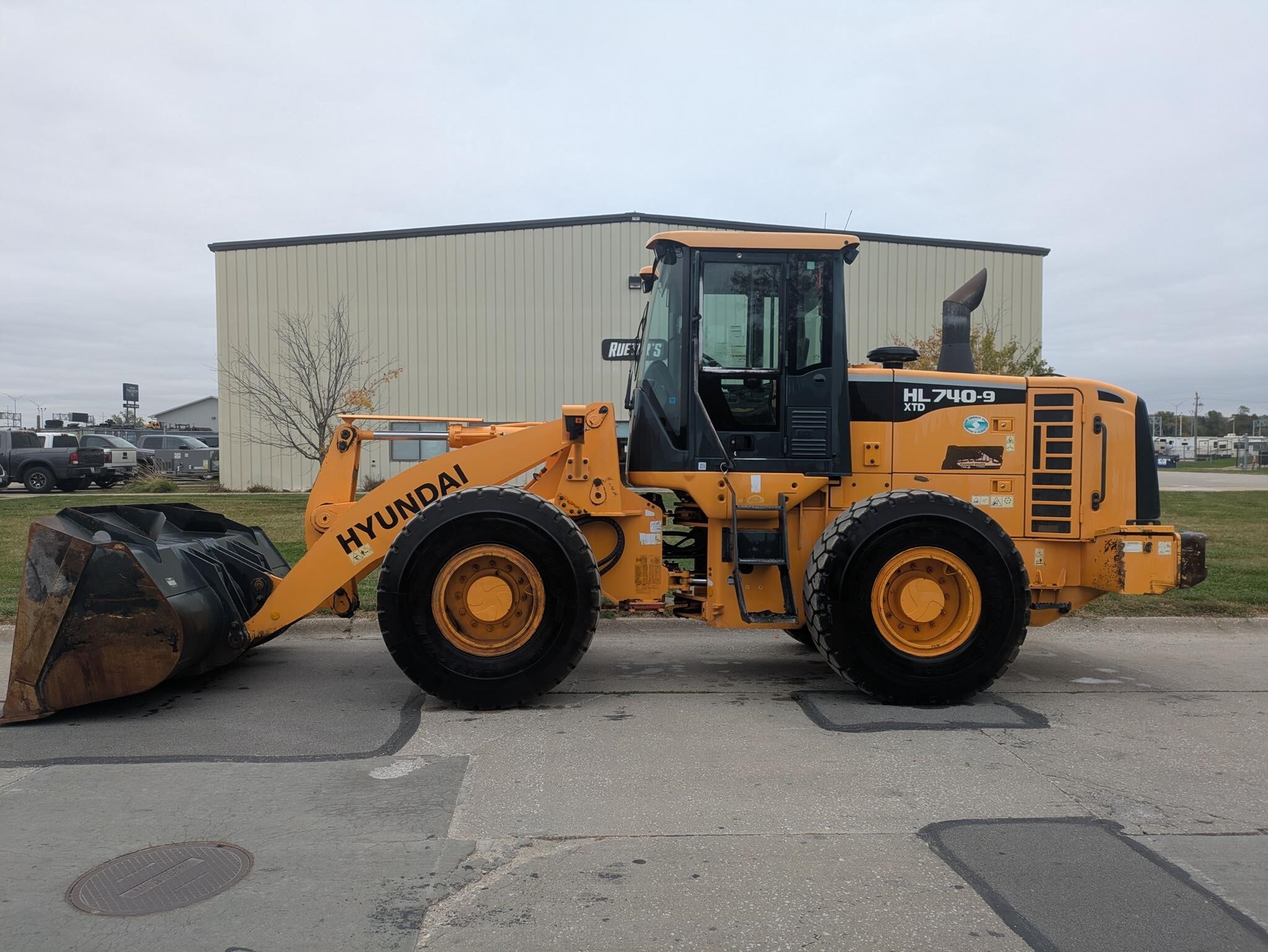 2013 Hyundai HL740XTD-9 Wheel Loader