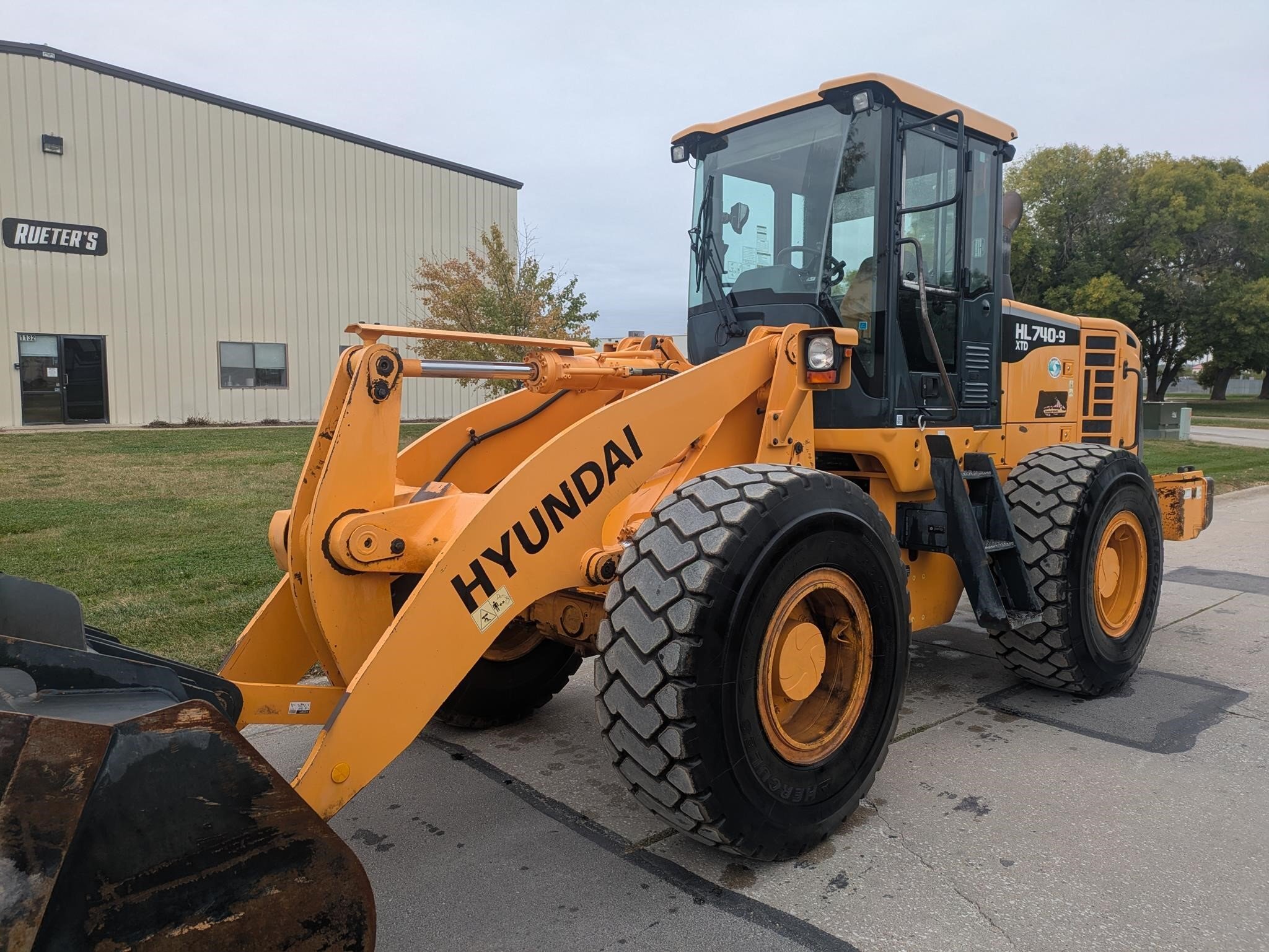 2013 Hyundai HL740XTD-9 Wheel Loader