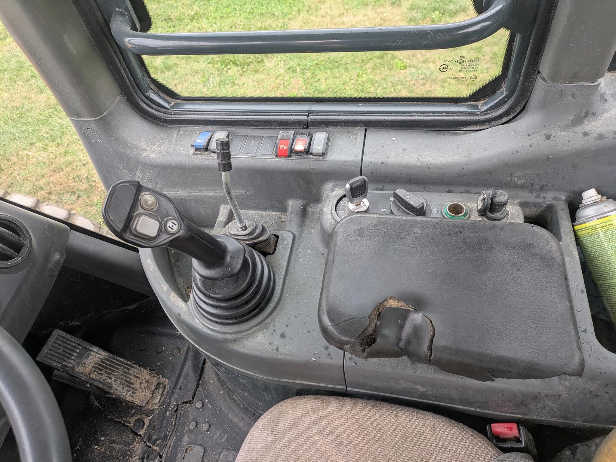 2013 Hyundai HL740XTD-9 Wheel Loader