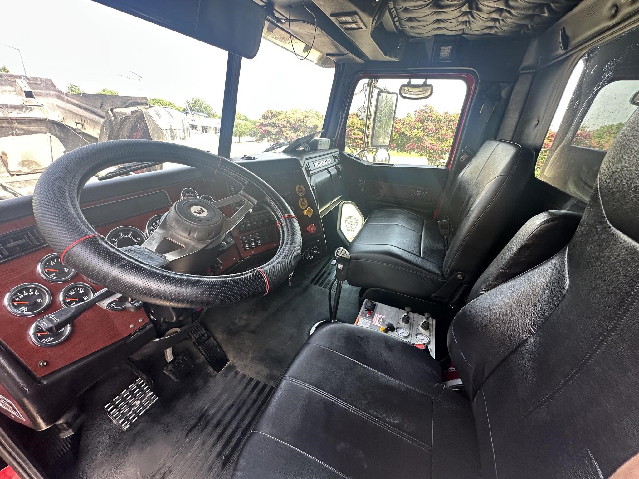 2020 Western Star 4900EX Semi Trucks/Trailer