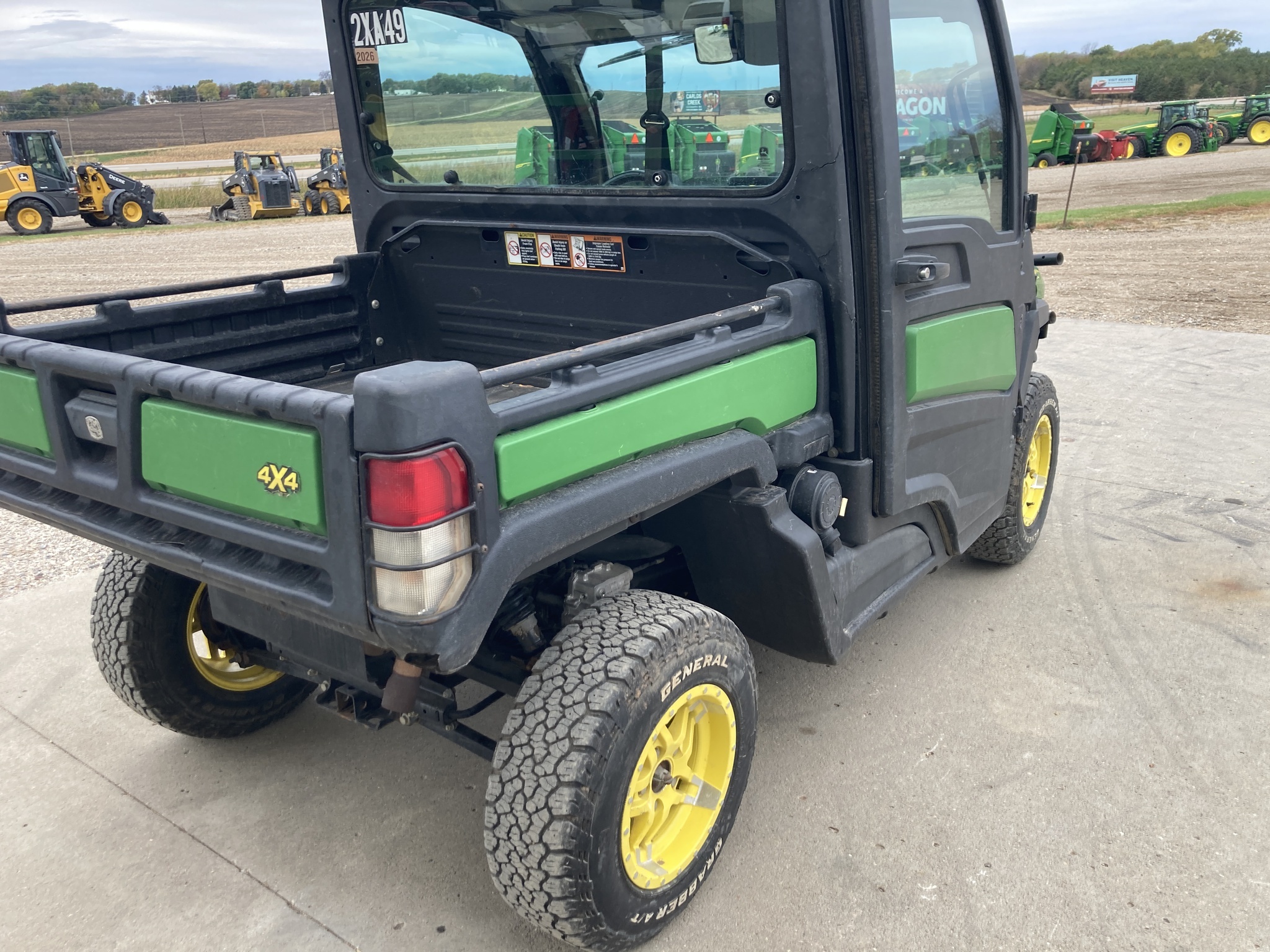 2018 John Deere XUV835R ATVs and Utility Vehicle