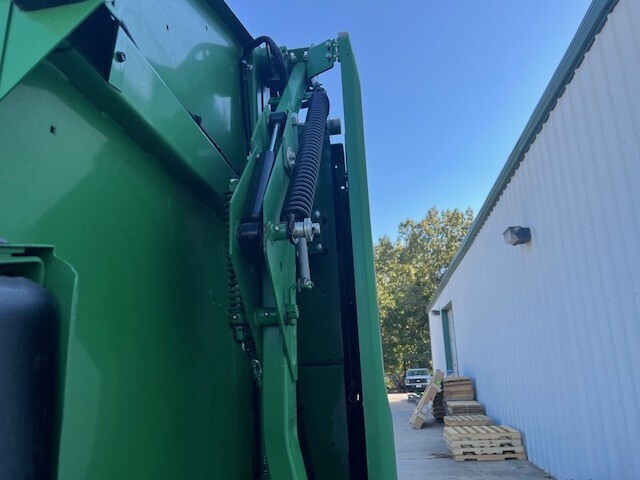 2018 John Deere 460M Round Baler