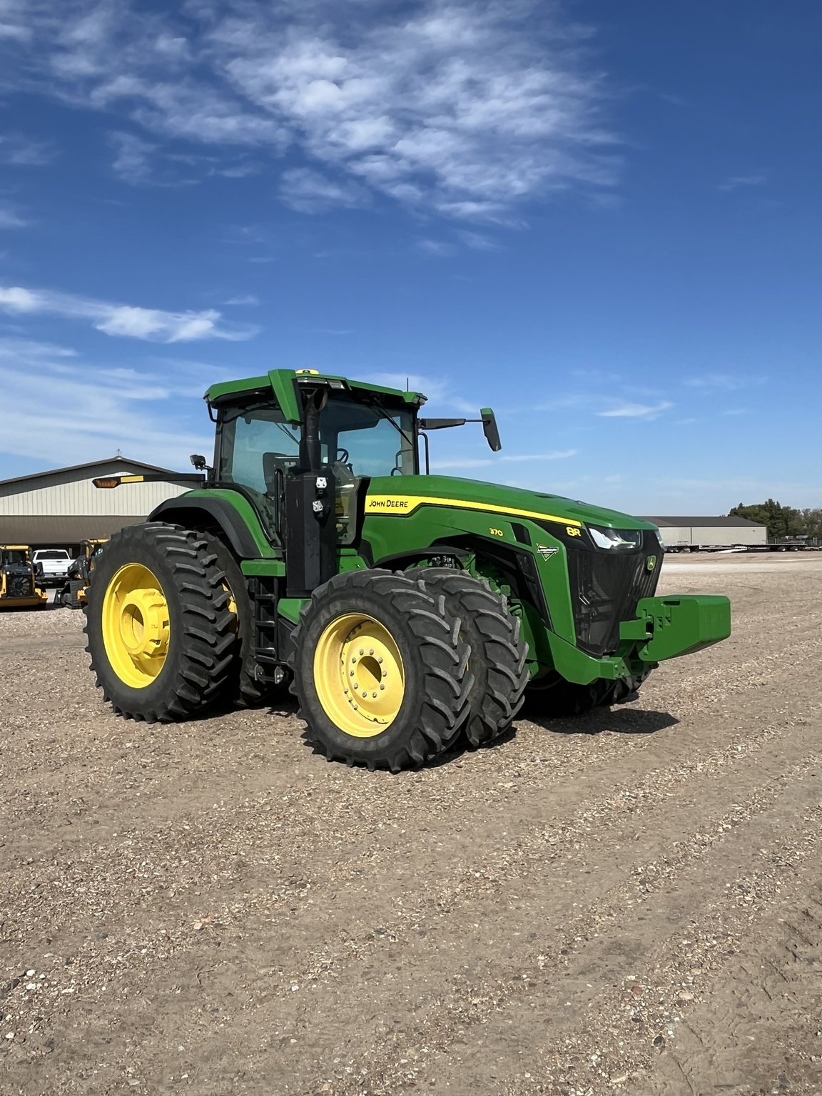 2024 John Deere 8R 370 Tractor