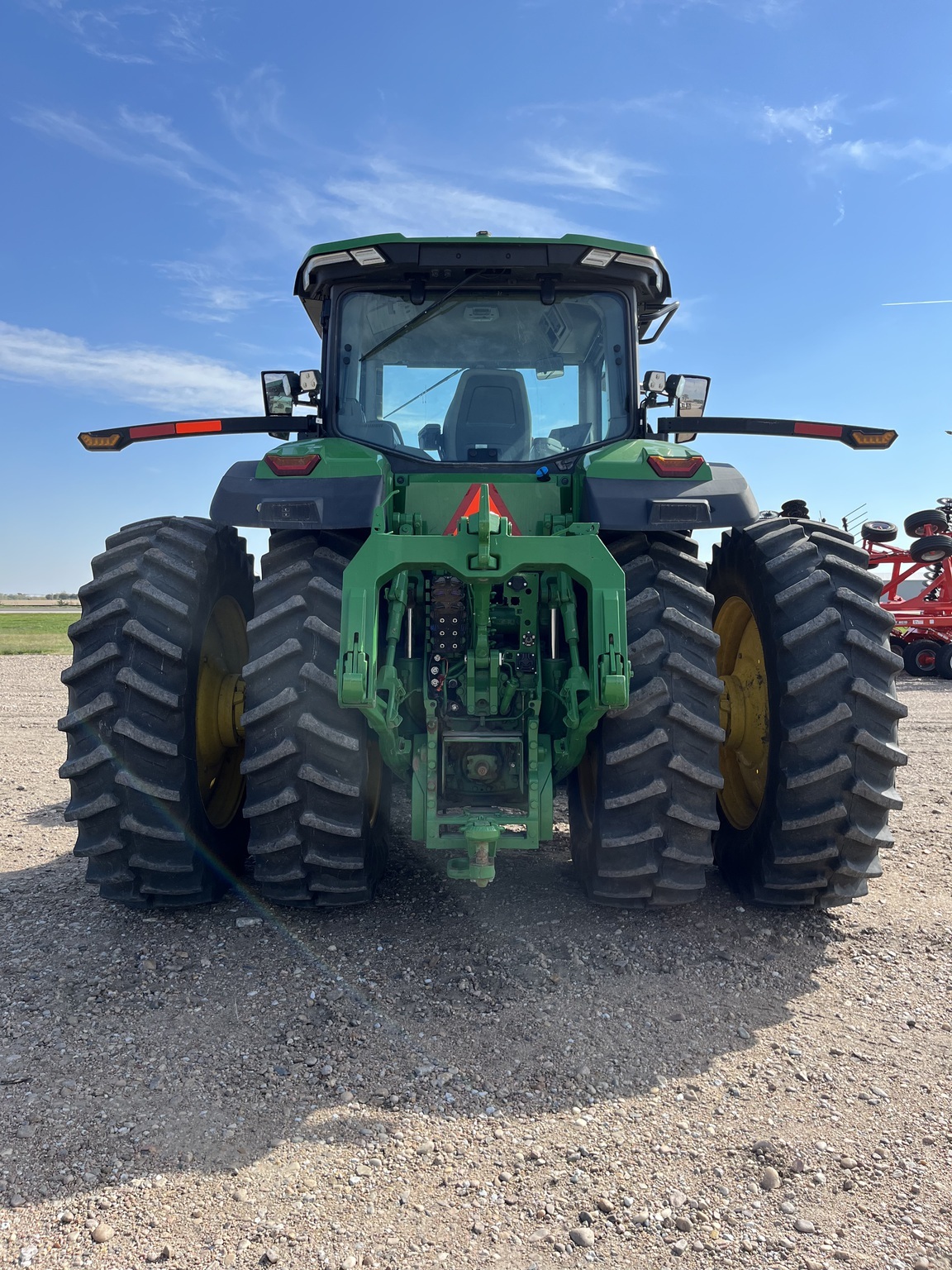 2024 John Deere 8R 370 Tractor