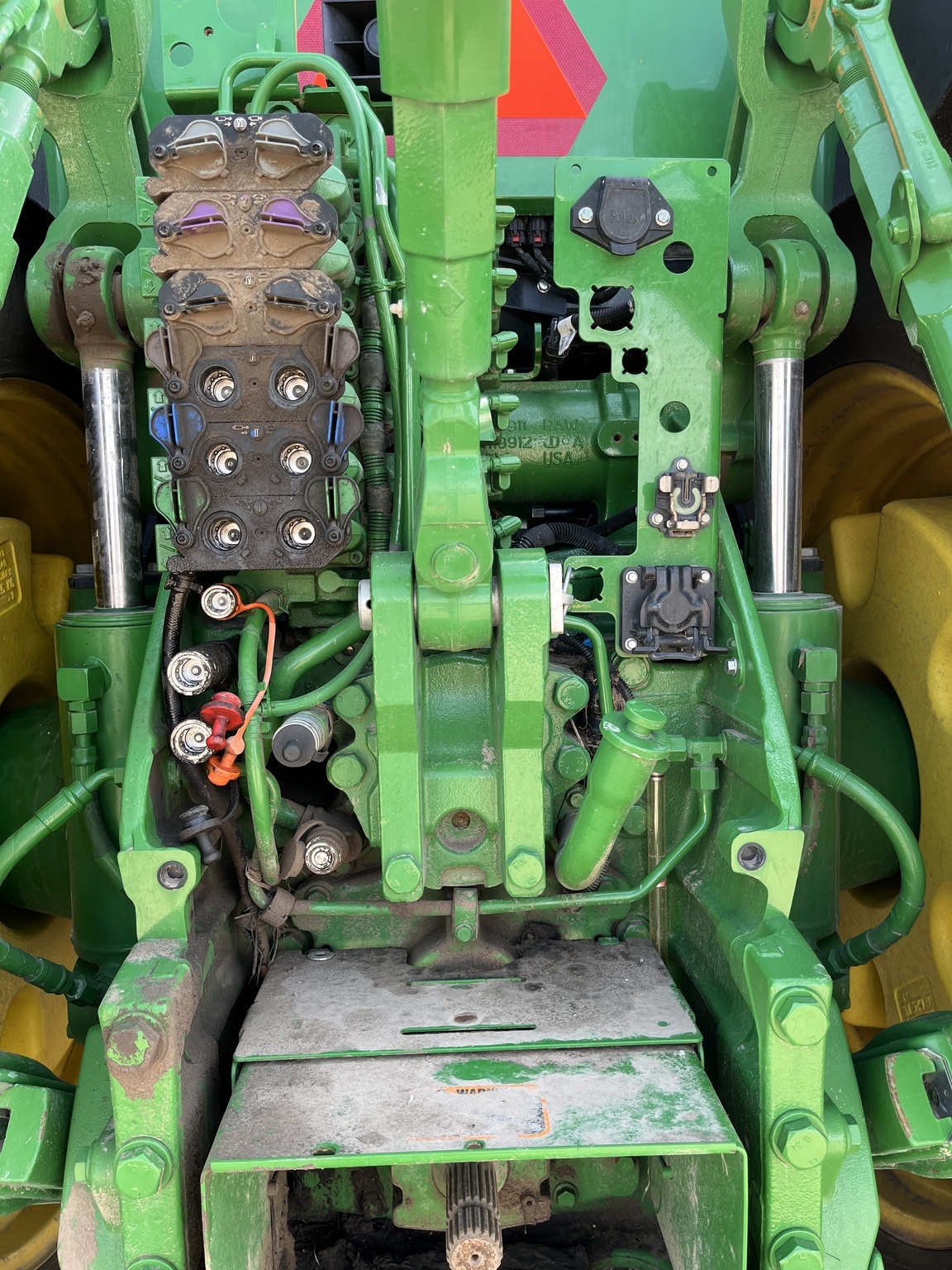 2024 John Deere 8R 370 Tractor