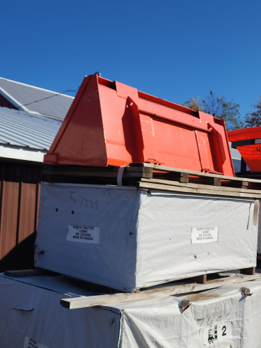  Kubota M1811 Loader and Skid Steer Attachment