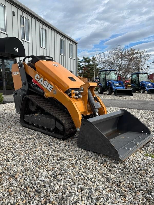 2025 Case TL100 Trencher
