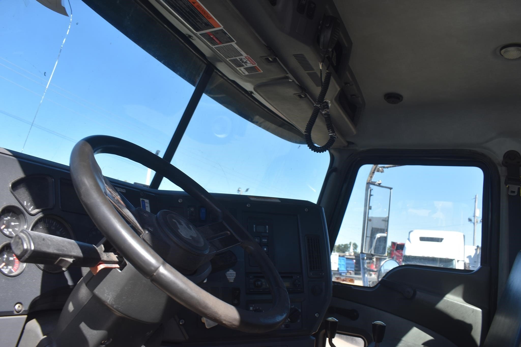 2012 Mack GRANITE GU813 Semi Trucks/Trailer