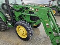 2016 John Deere 5075E Tractor