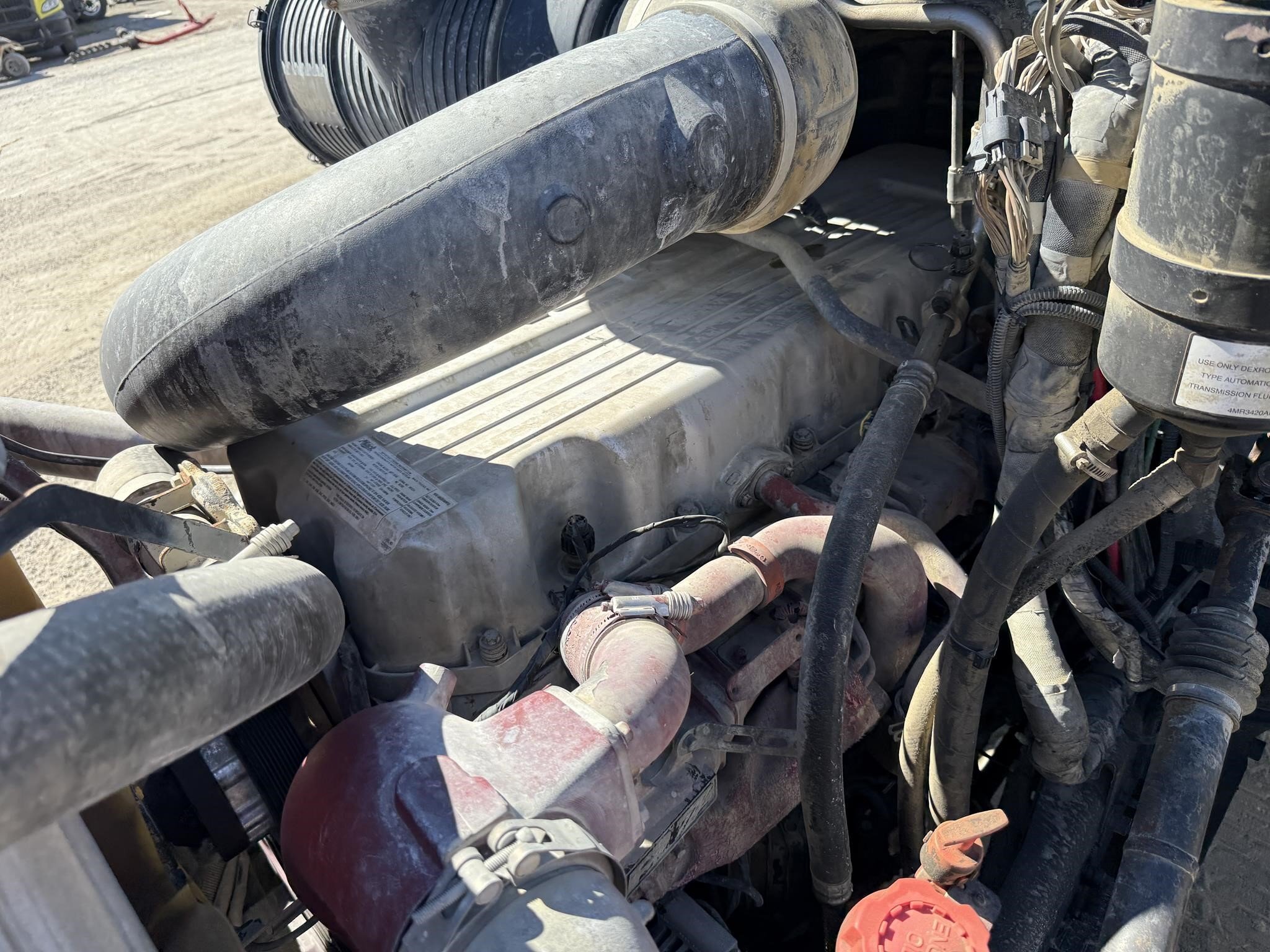 2015 Mack GRANITE GU813 Semi Trucks/Trailer