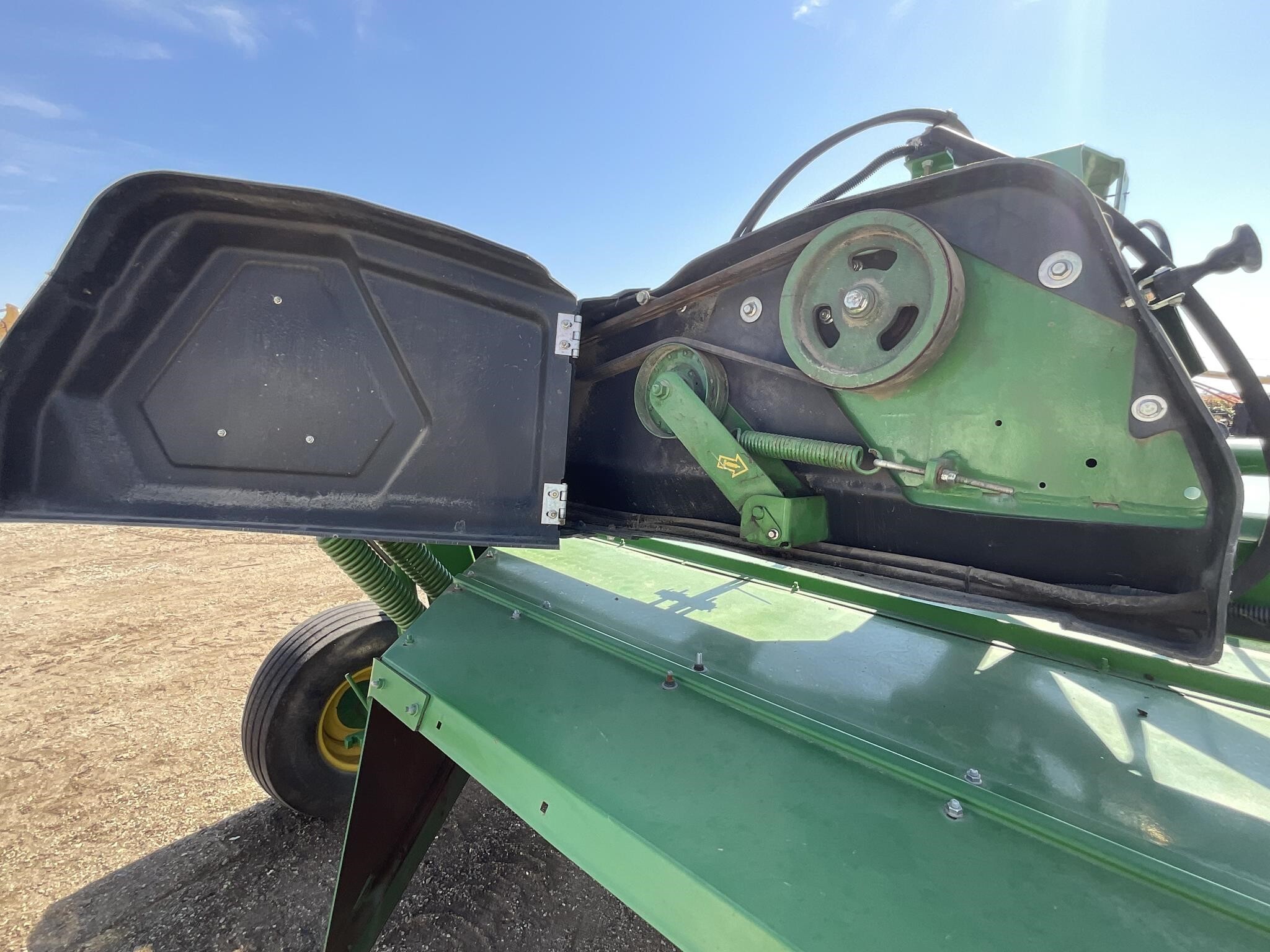 2016 John Deere 956 Mower Conditioner