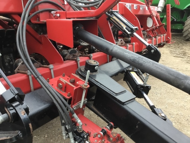 2018 Amity 2700 Beet Equipment